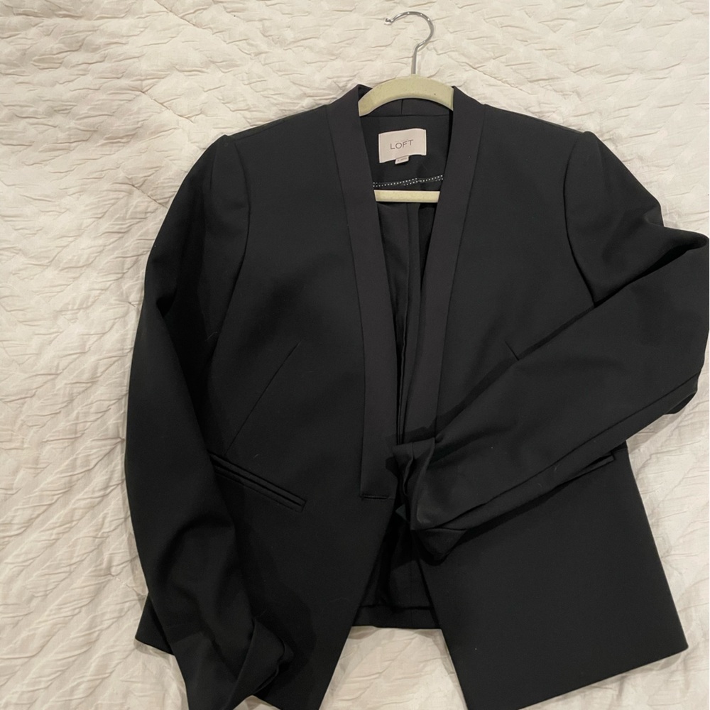 LOFT Black and Cream Blazer